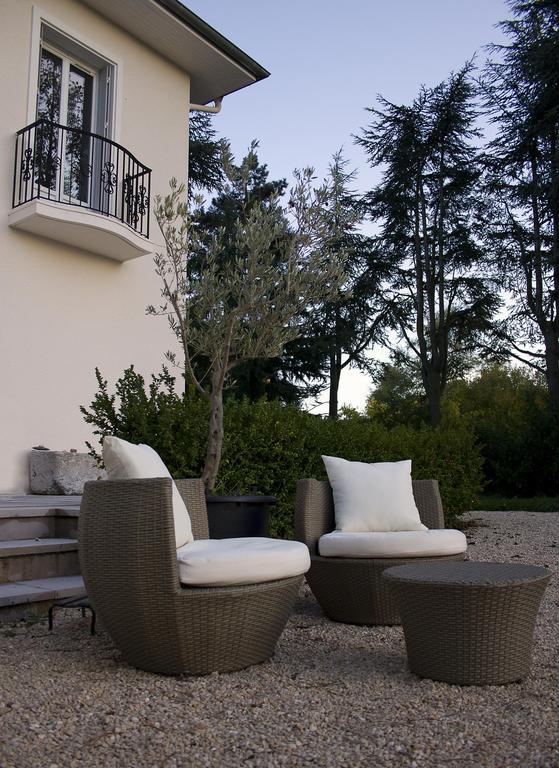 La Maison De Roussille Bed and Breakfast Francheville  Εξωτερικό φωτογραφία