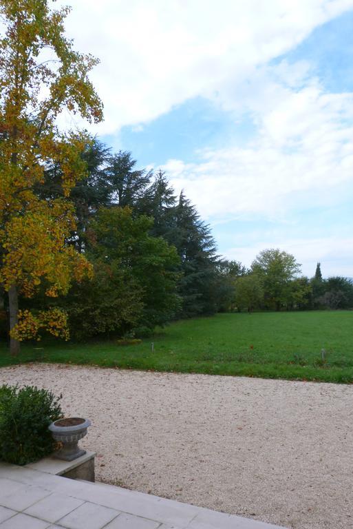 La Maison De Roussille Bed and Breakfast Francheville  Εξωτερικό φωτογραφία