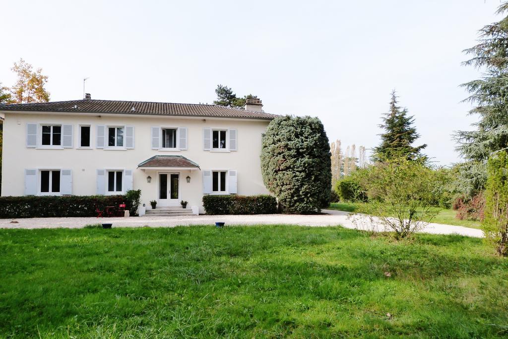 La Maison De Roussille Bed and Breakfast Francheville  Εξωτερικό φωτογραφία