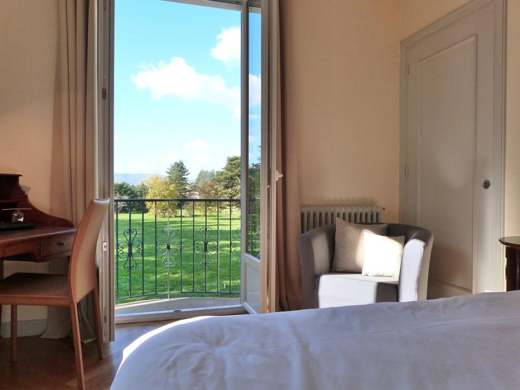 La Maison De Roussille Bed and Breakfast Francheville  Δωμάτιο φωτογραφία
